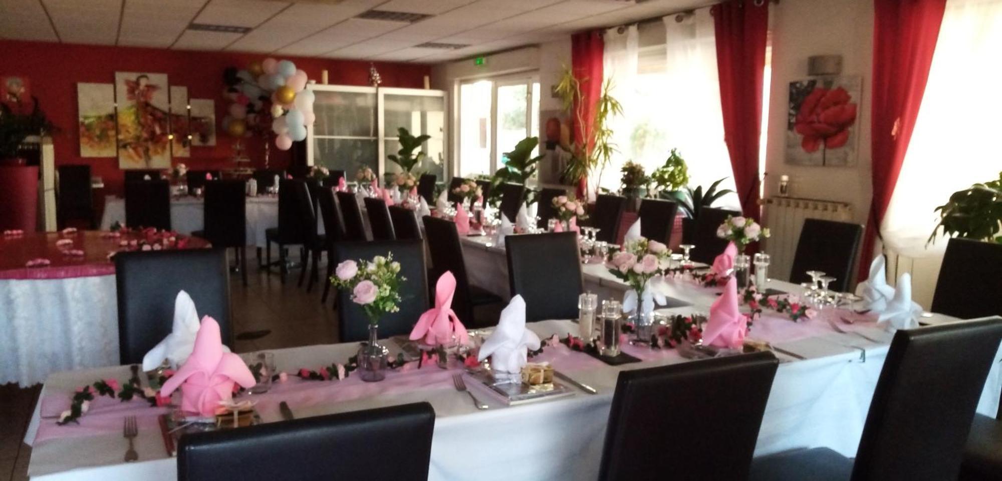 Le Grand Jardin Hotel Aujargues Buitenkant foto